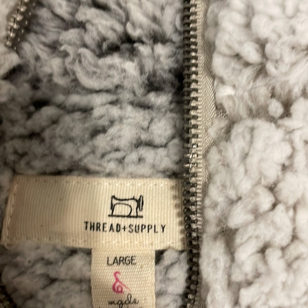 Sherpa pull over - Picture 2 of 3